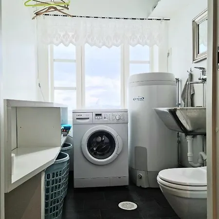 Koselig Leilighet Midt I Sentrum