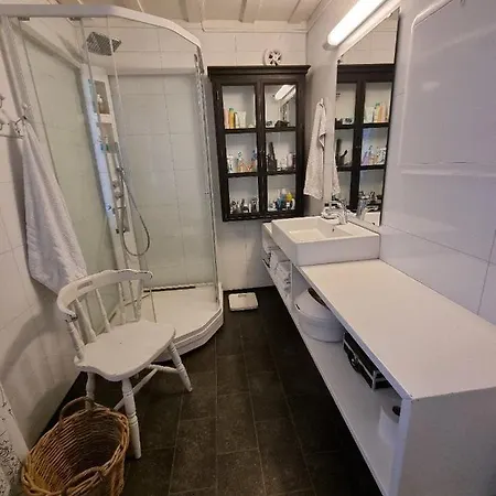 Koselig Leilighet Midt I Sentrum